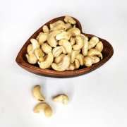 Кешью необжаренный (Вьетнам) / 500 г